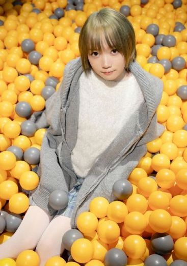 女邻居4